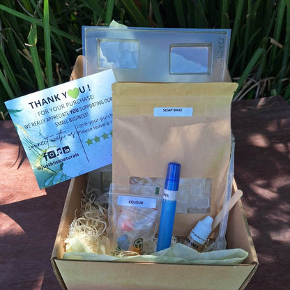 GIFT BOX: DIY Soap Making Kit - JUSTBLiSS Naturals