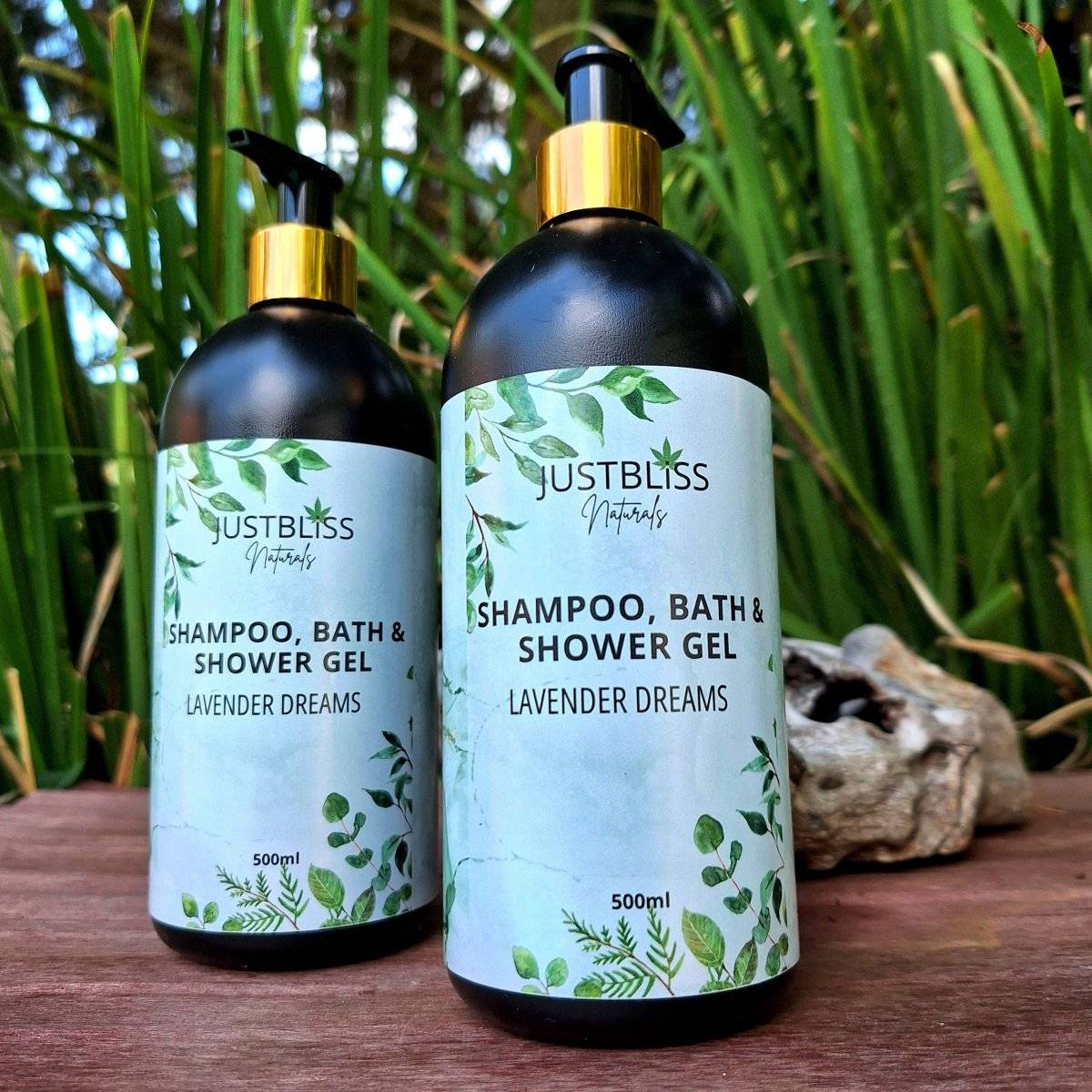 3-in-1 Luxurious shampoo, bath, and shower gel with natural ingredients, free of parabens and sulfates.