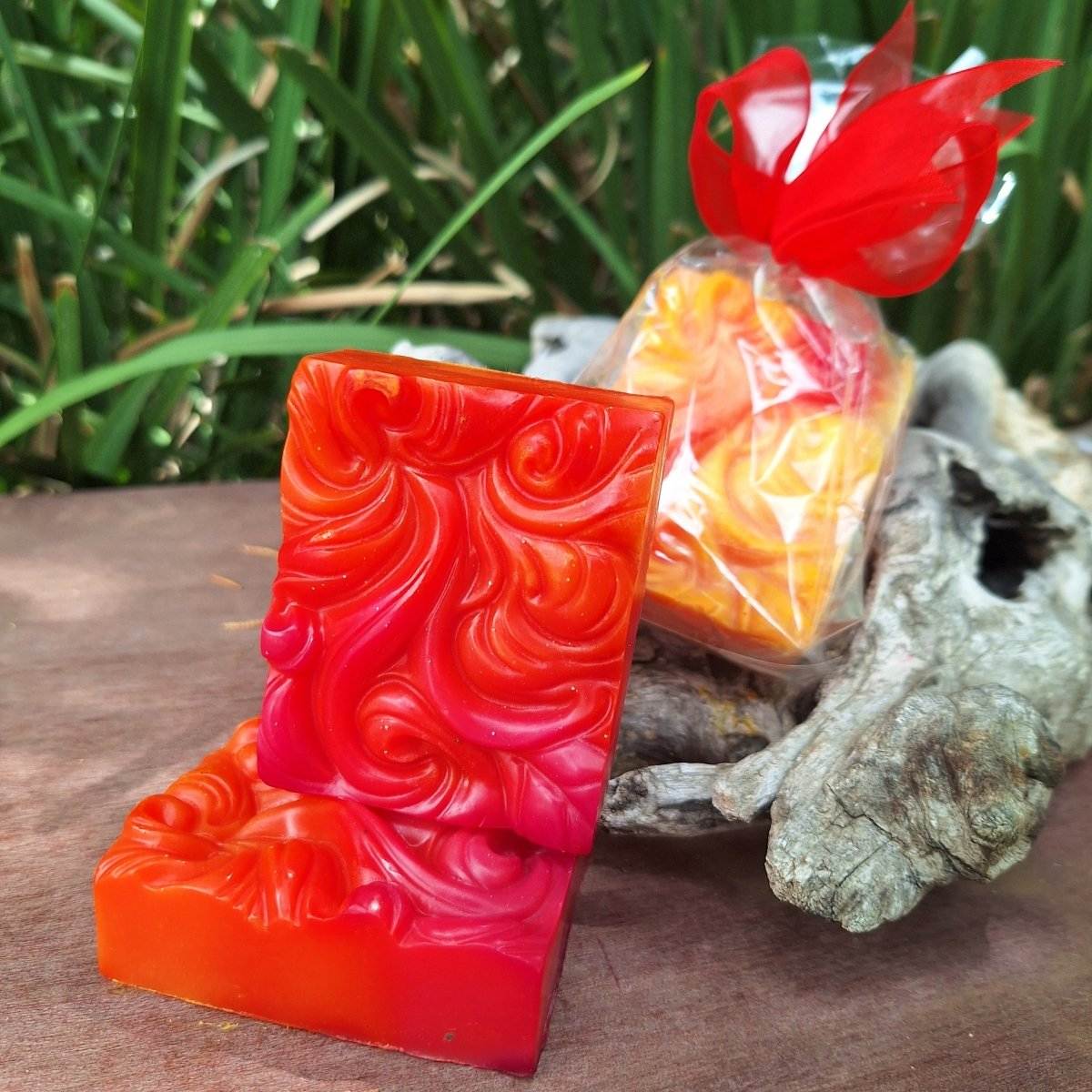 SOAP BAR: Valentines Day (Glycerine) - JUSTBLiSS Naturals